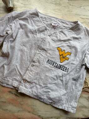 Vintage Wolf West Virginia Mountaineers Button Up Jersey